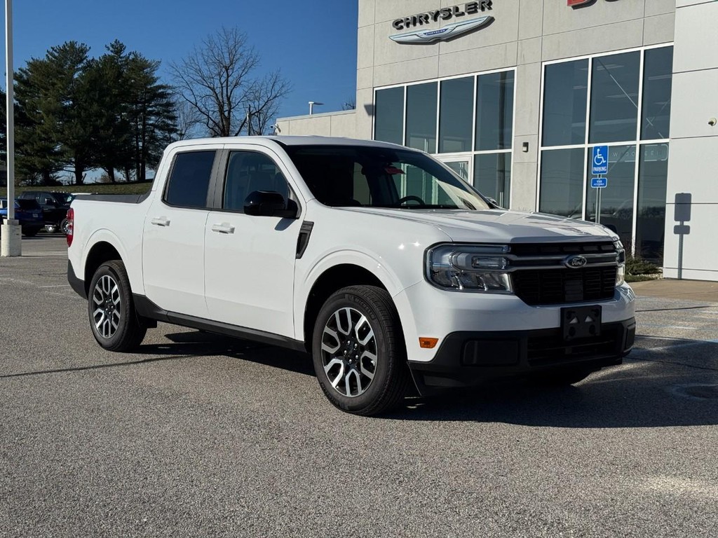 Ford Maverick Vehicle Full-screen Gallery Image 02