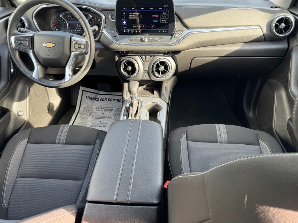 Chevrolet Blazer Vehicle Full-screen Gallery Image 11