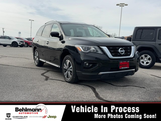 Troy MO 2017 Nissan Pathfinder more details - nissan pathfinder