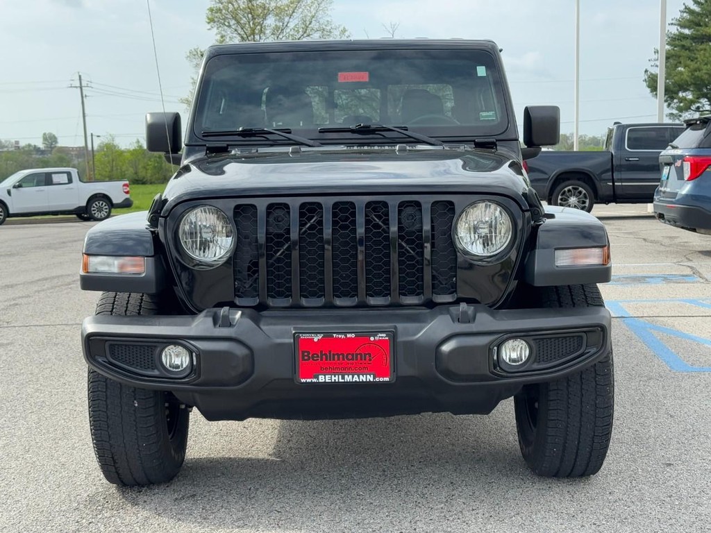 Jeep Gladiator Vehicle Full-screen Gallery Image 09