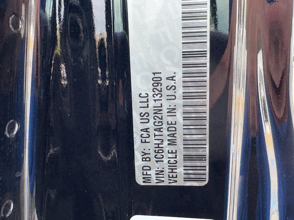 Jeep Gladiator Vehicle Full-screen Gallery Image 23