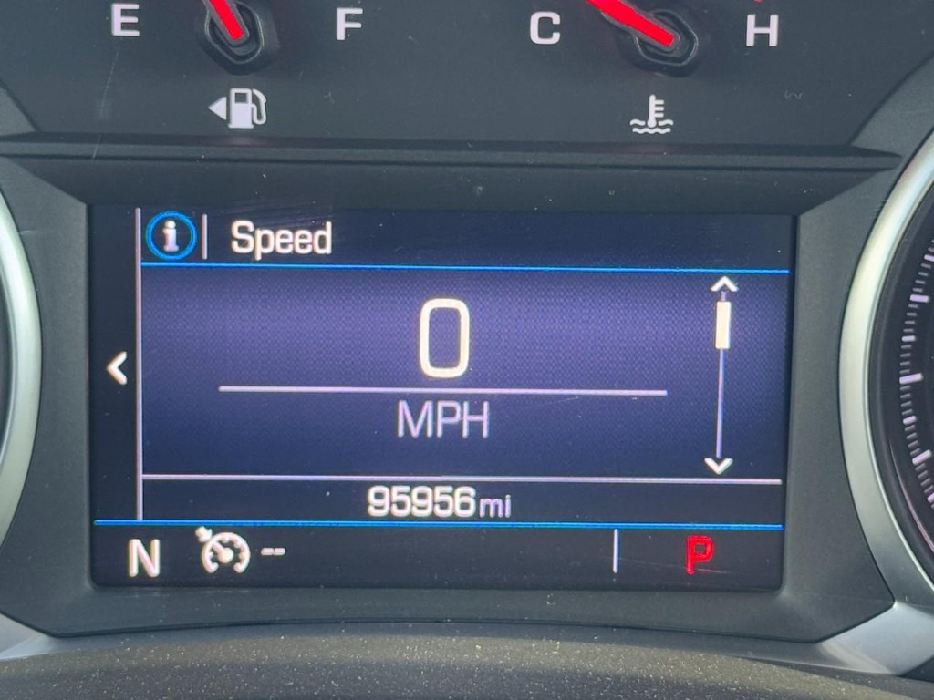 GMC Terrain Vehicle Full-screen Gallery Image 15