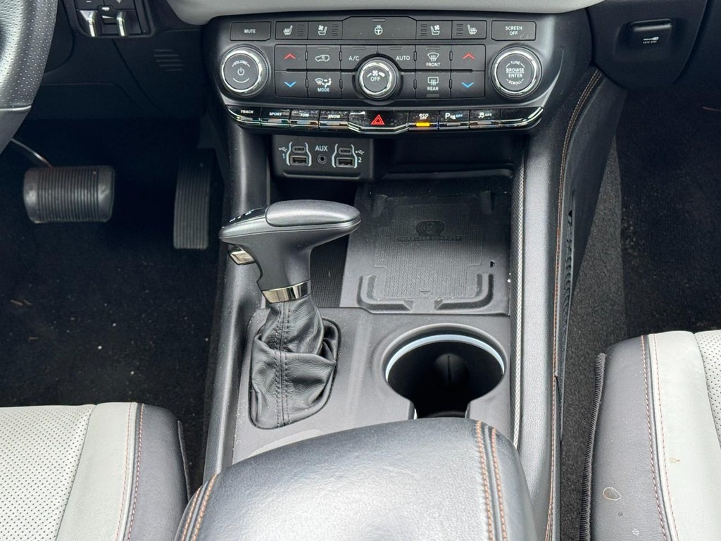 Dodge Durango Vehicle Full-screen Gallery Image 15