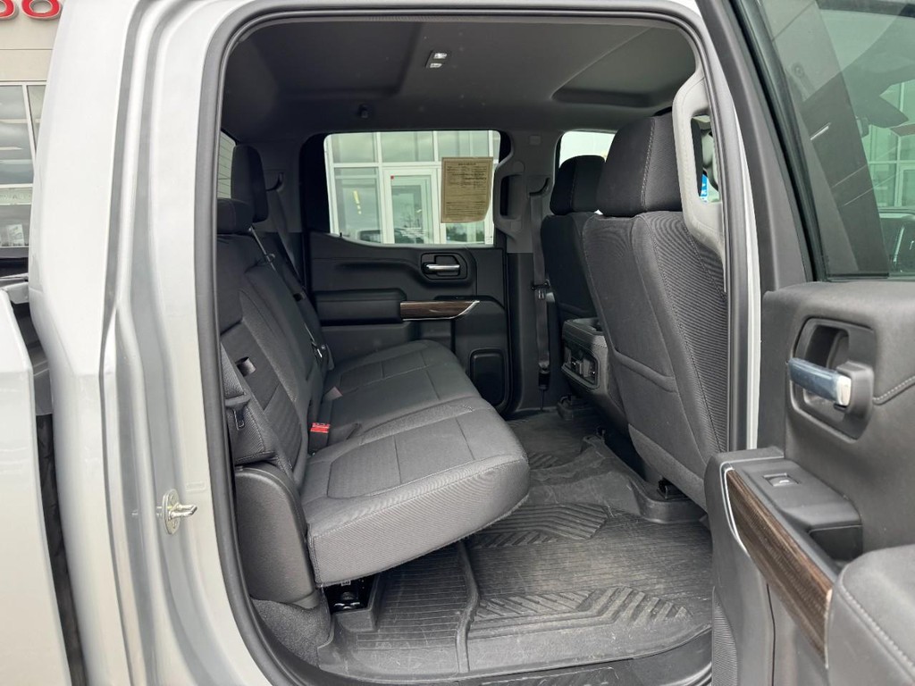 Chevrolet Silverado 1500 Vehicle Full-screen Gallery Image 10