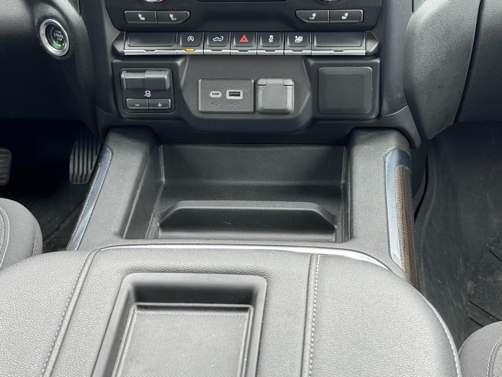 Chevrolet Silverado 1500 Vehicle Full-screen Gallery Image 14