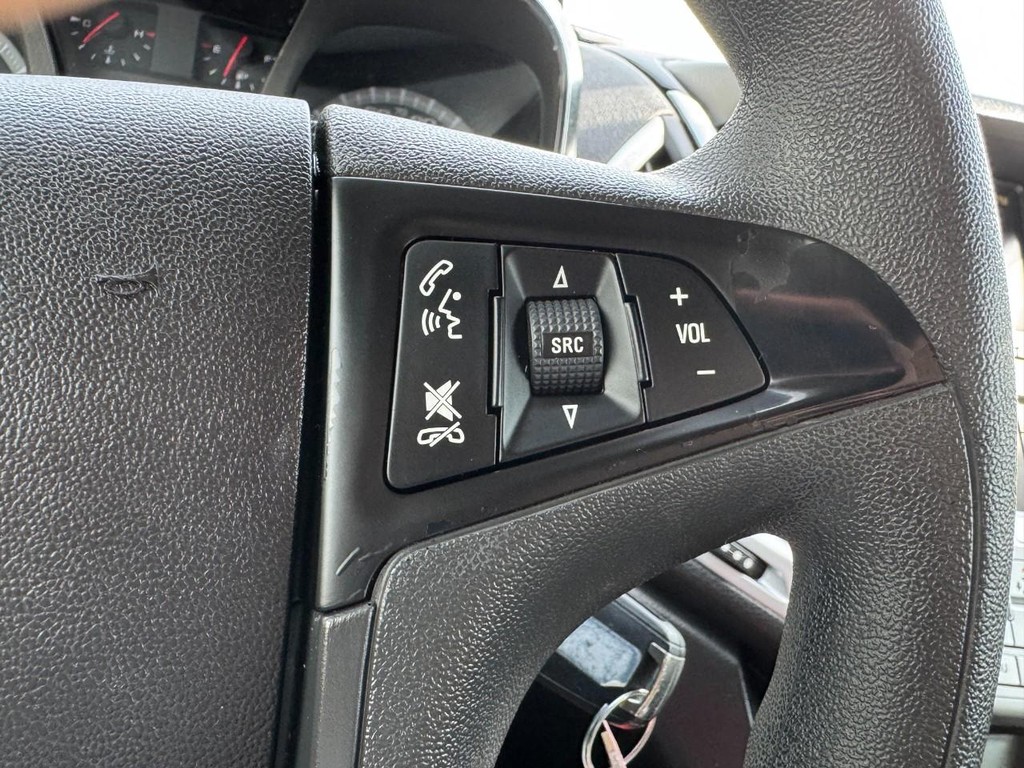 GMC Terrain Vehicle Full-screen Gallery Image 18