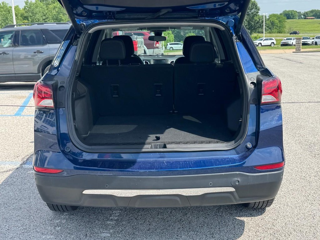 Chevrolet Equinox Vehicle Full-screen Gallery Image 05