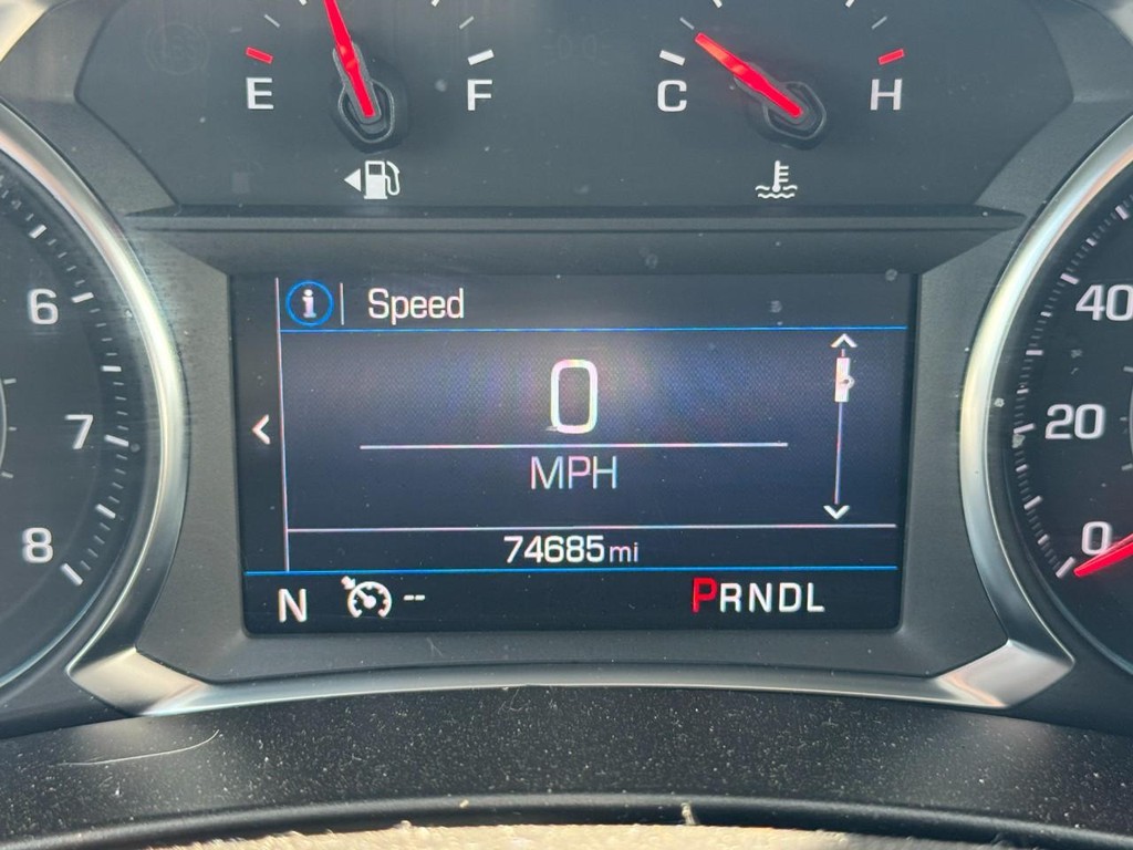 Chevrolet Equinox Vehicle Full-screen Gallery Image 18