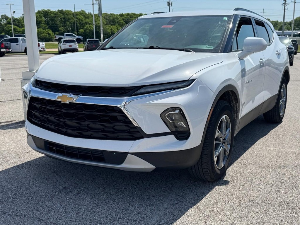 Chevrolet Blazer Vehicle Full-screen Gallery Image 02