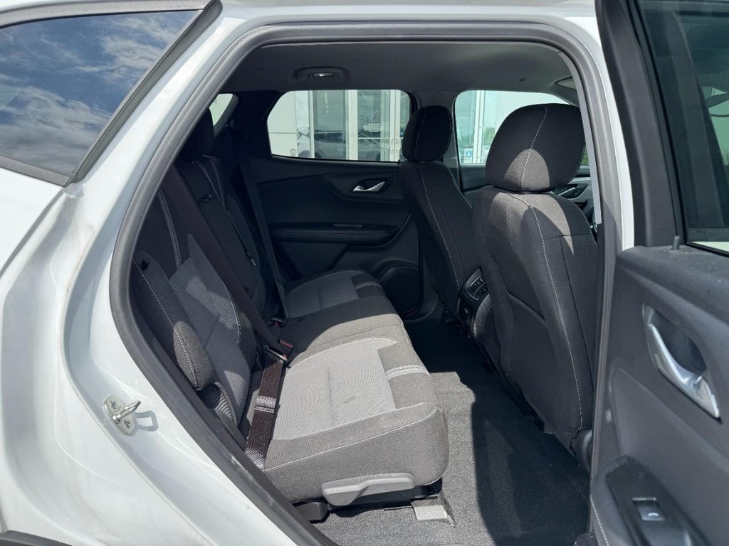 Chevrolet Blazer Vehicle Full-screen Gallery Image 10