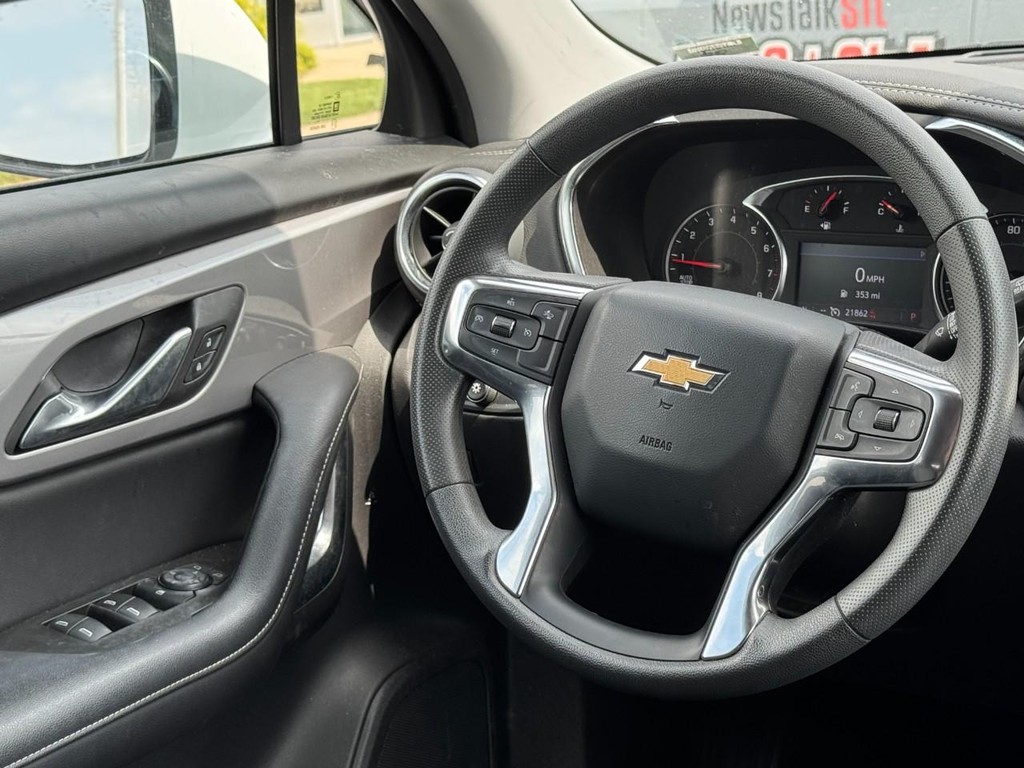 Chevrolet Blazer Vehicle Full-screen Gallery Image 12