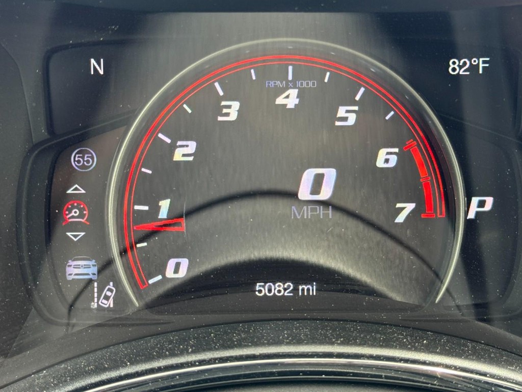 Dodge Durango Vehicle Full-screen Gallery Image 19