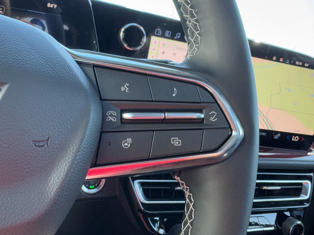 Chevrolet Traverse Vehicle Full-screen Gallery Image 18