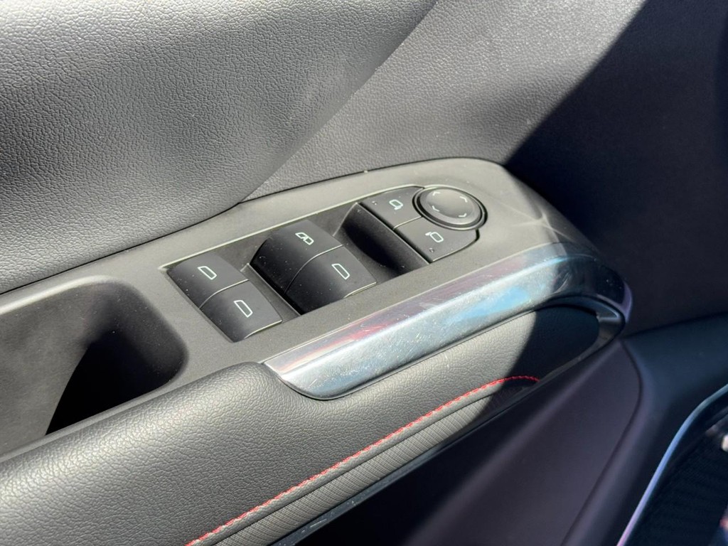 Chevrolet Traverse Vehicle Full-screen Gallery Image 23