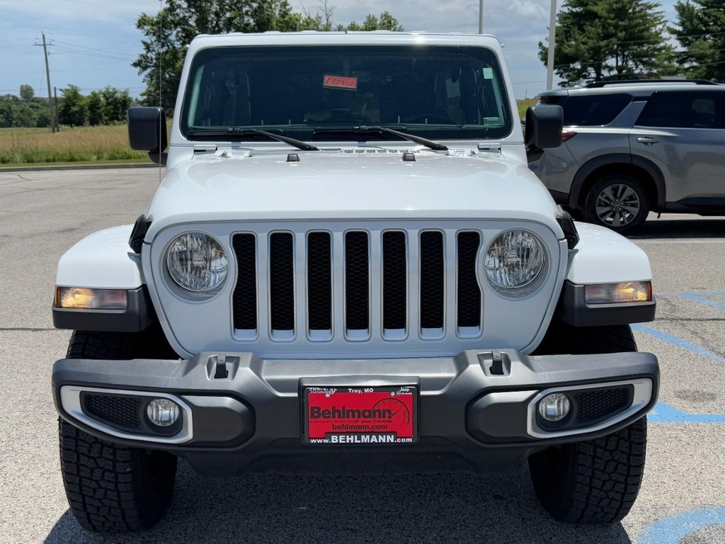 Jeep Wrangler Vehicle Full-screen Gallery Image 09