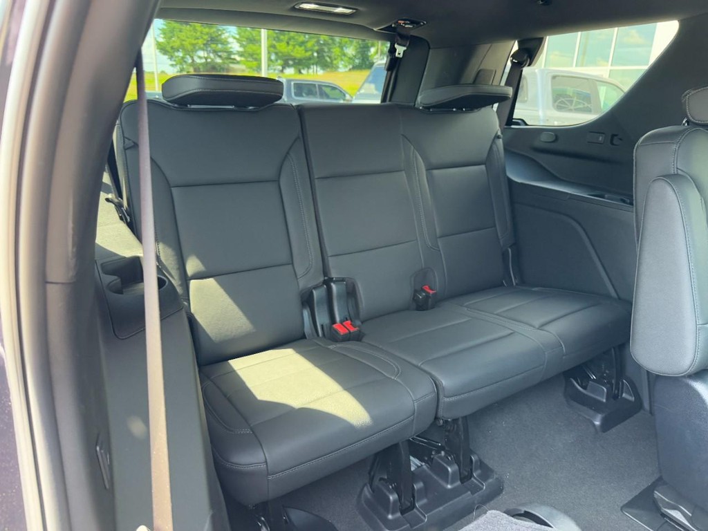 Chevrolet Tahoe Vehicle Full-screen Gallery Image 11