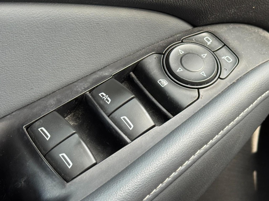 Buick Enclave Vehicle Full-screen Gallery Image 22