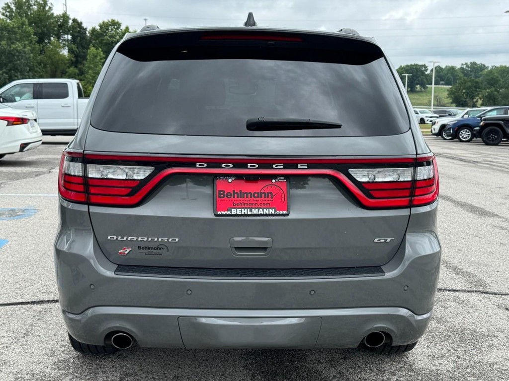 Dodge Durango Vehicle Full-screen Gallery Image 04