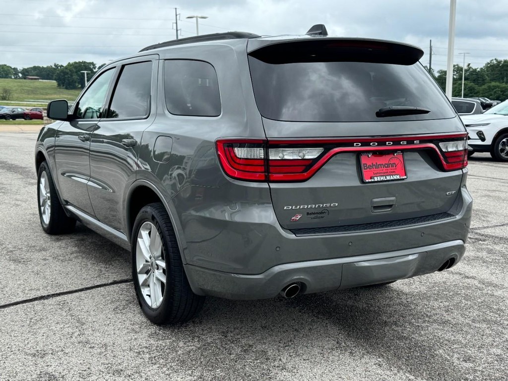 Dodge Durango Vehicle Full-screen Gallery Image 06