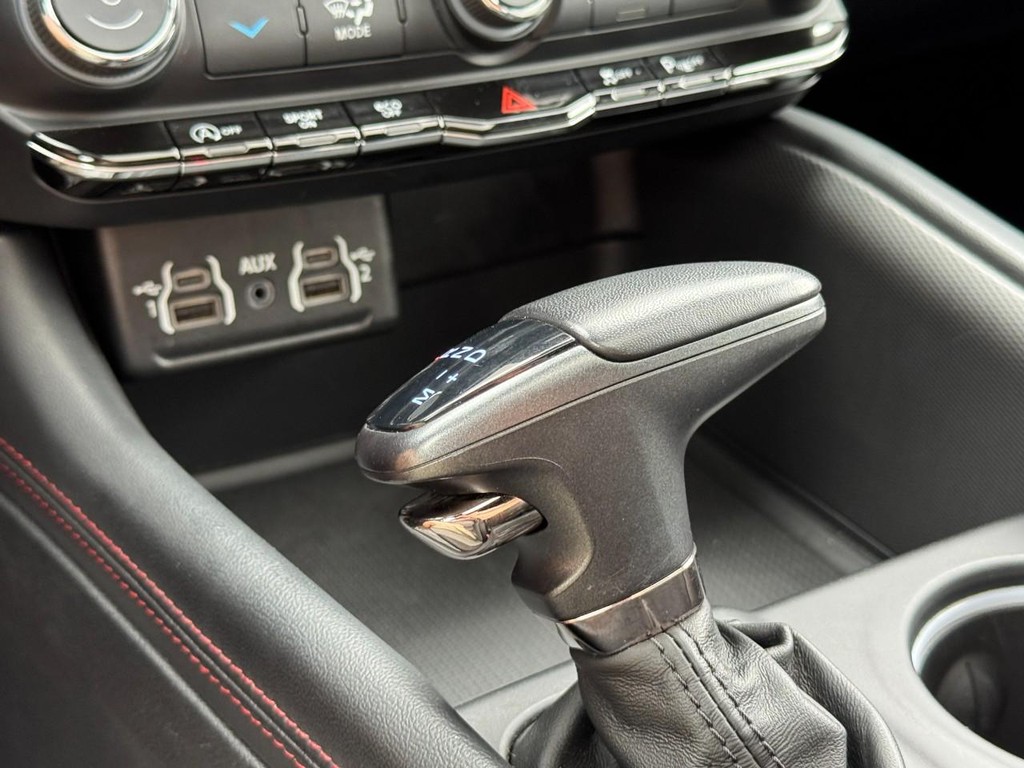 Dodge Durango Vehicle Full-screen Gallery Image 21