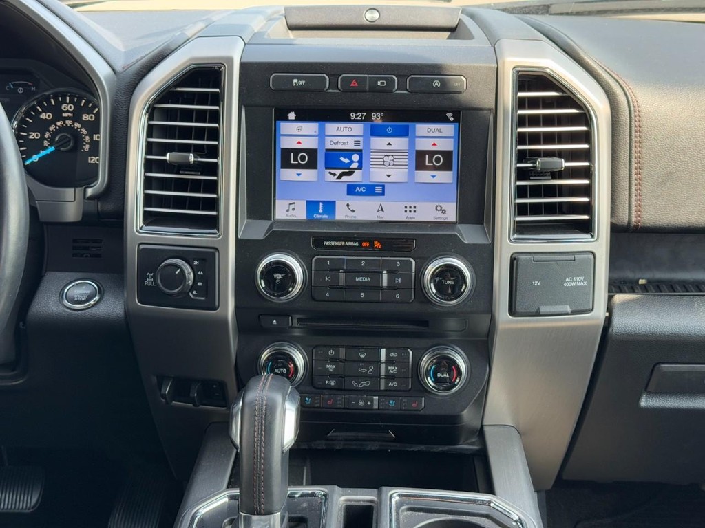 Ford F-150 Vehicle Full-screen Gallery Image 13