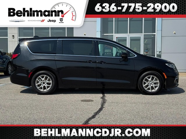 Troy MO 2023 Chrysler Pacifica more details - chrysler pacifica