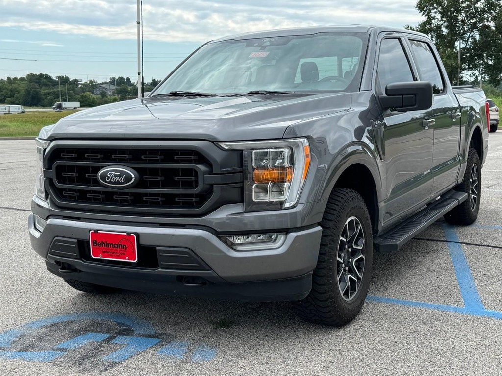 Ford F-150 Vehicle Full-screen Gallery Image 08