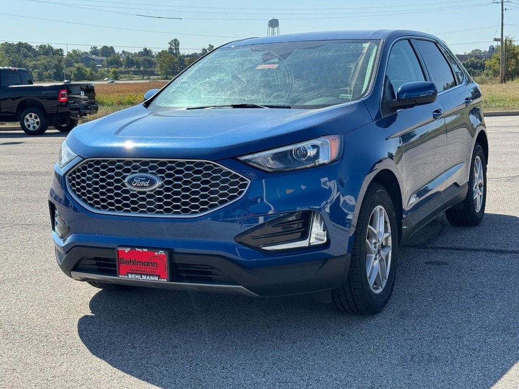 Ford Edge Vehicle Full-screen Gallery Image 08