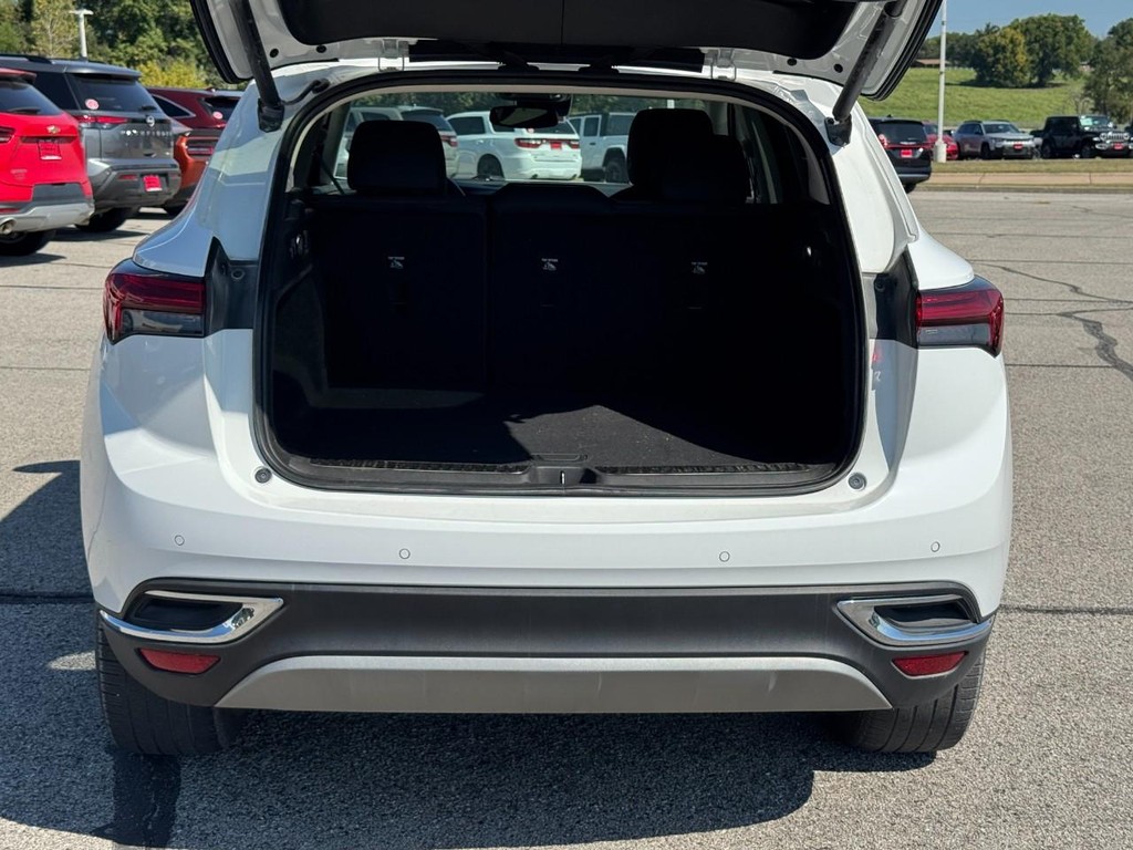 Buick Envision Vehicle Full-screen Gallery Image 05