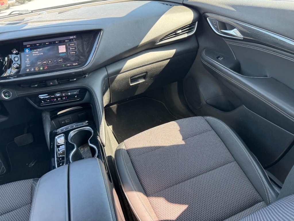 Buick Envision Vehicle Full-screen Gallery Image 15