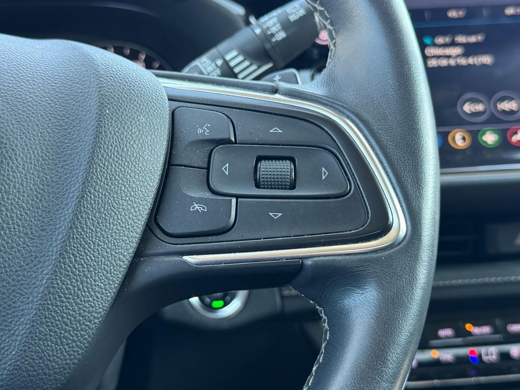 Buick Envision Vehicle Full-screen Gallery Image 17