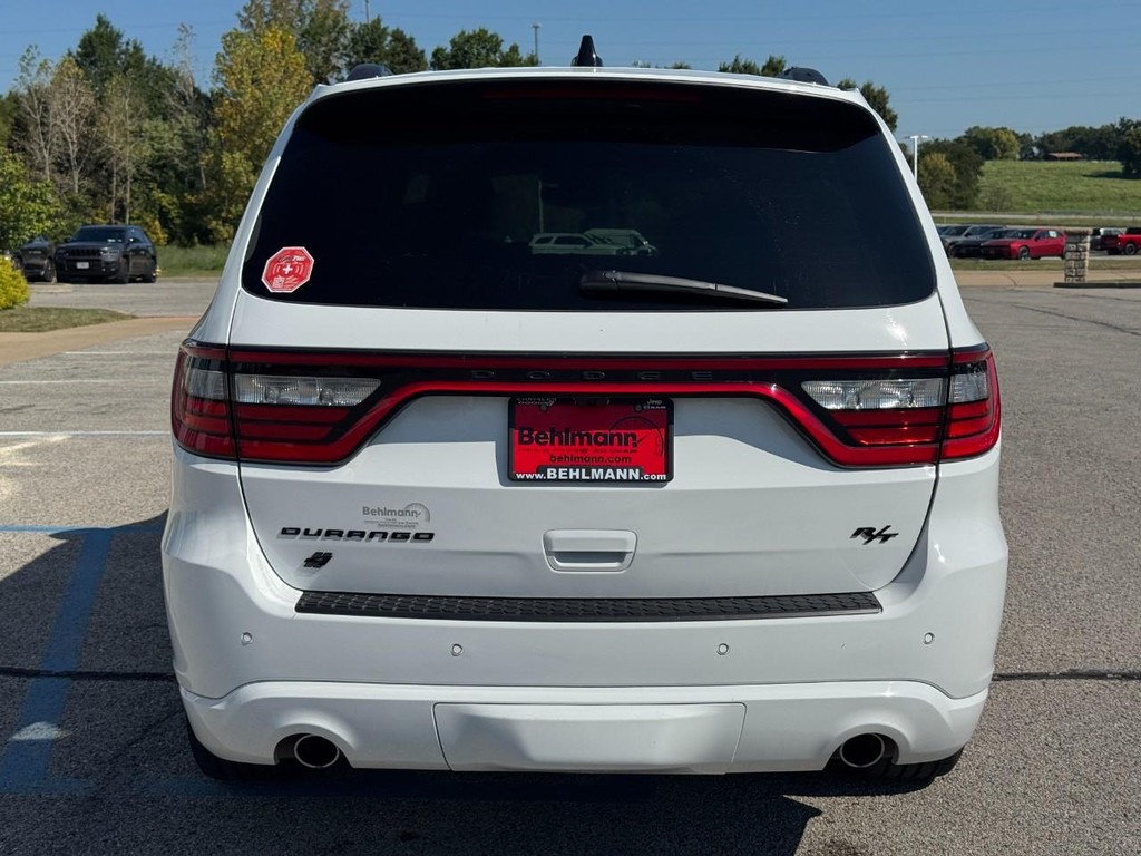Dodge Durango Vehicle Full-screen Gallery Image 04