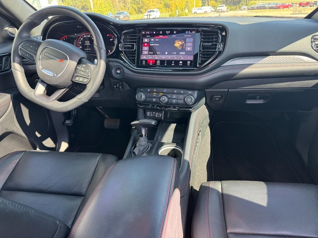 Dodge Durango Vehicle Full-screen Gallery Image 11