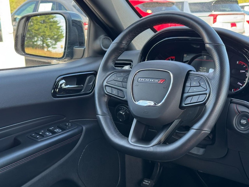 Dodge Durango Vehicle Full-screen Gallery Image 13