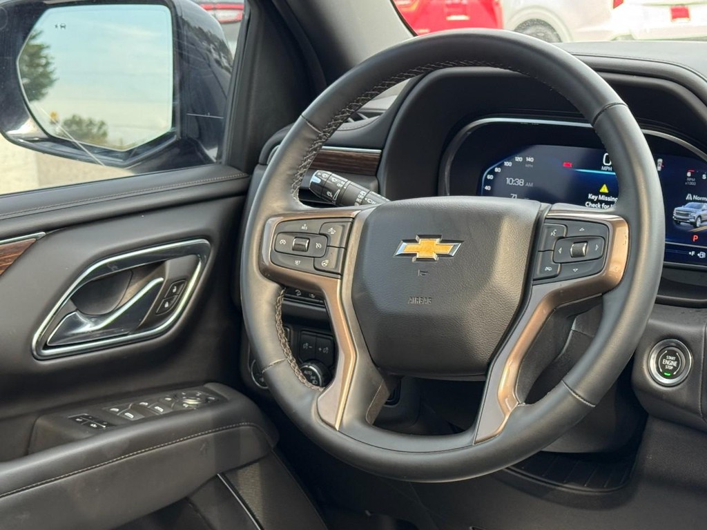 Chevrolet Tahoe Vehicle Full-screen Gallery Image 13