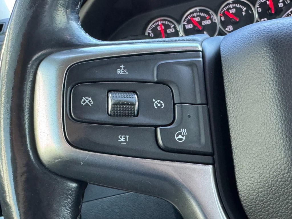 Chevrolet Silverado 1500 LTD Vehicle Full-screen Gallery Image 13