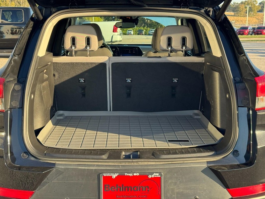 Chevrolet TrailBlazer Vehicle Full-screen Gallery Image 05