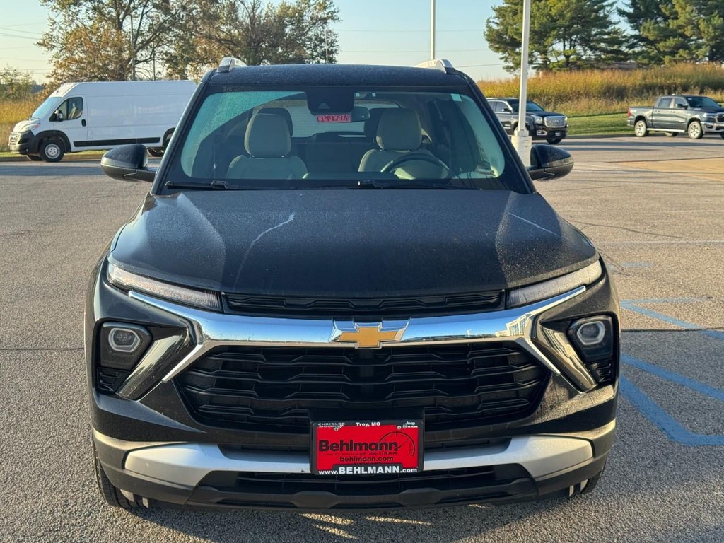 Chevrolet TrailBlazer Vehicle Full-screen Gallery Image 09