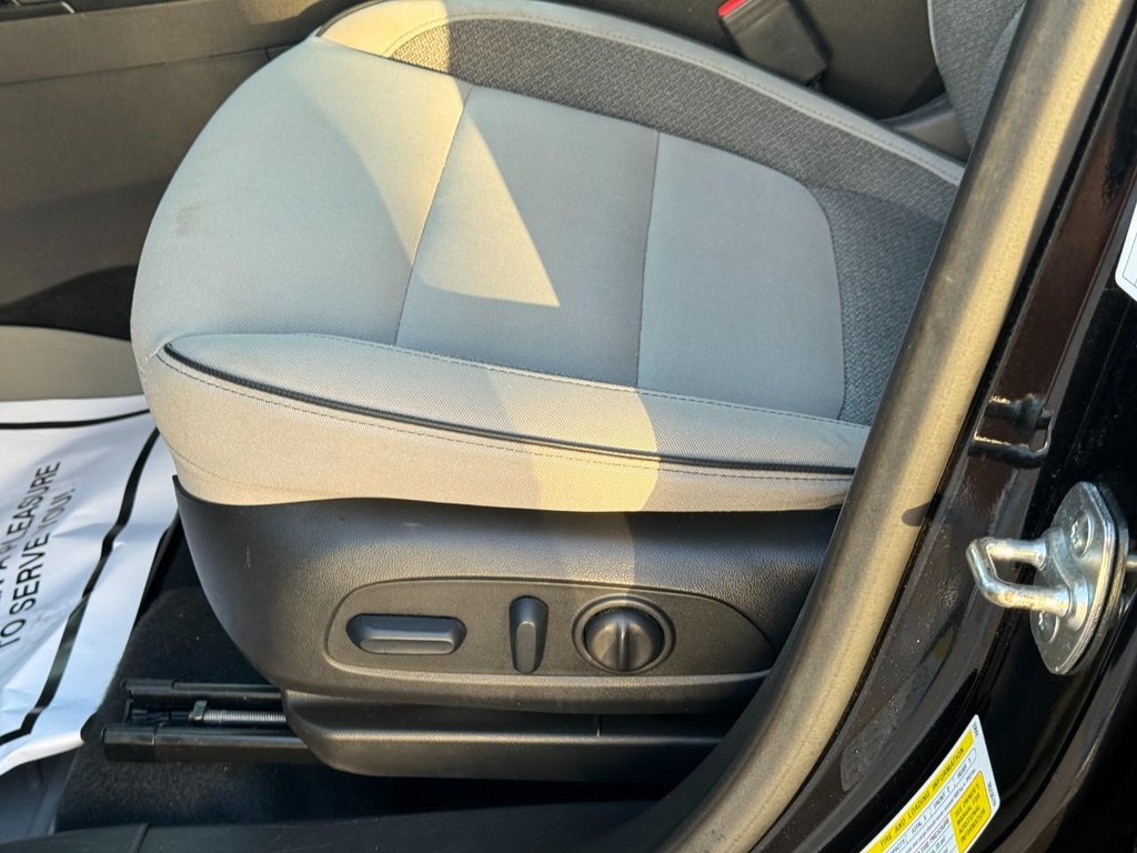 Chevrolet TrailBlazer Vehicle Full-screen Gallery Image 16