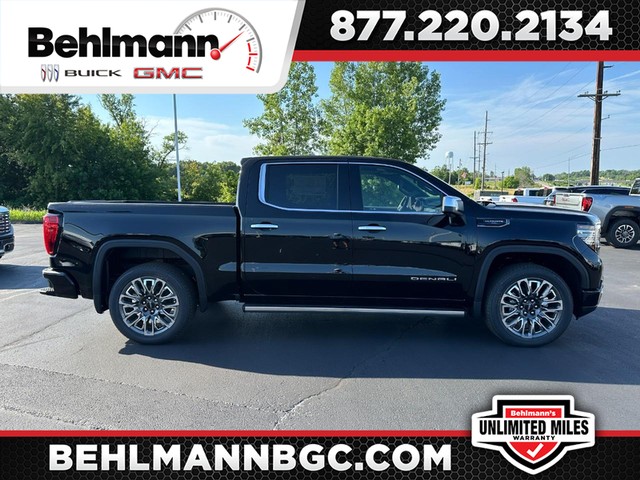 2024 GMC Sierra 1500 4WD Crew Cab Denali Ultimate at Behlmann Auto Credit in Troy MO