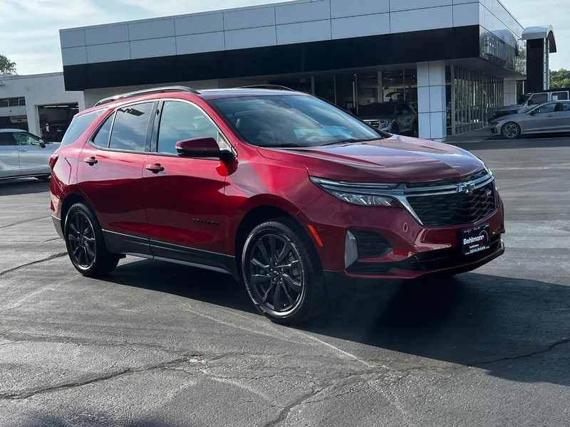 Chevrolet Equinox Vehicle Full-screen Gallery Image 02