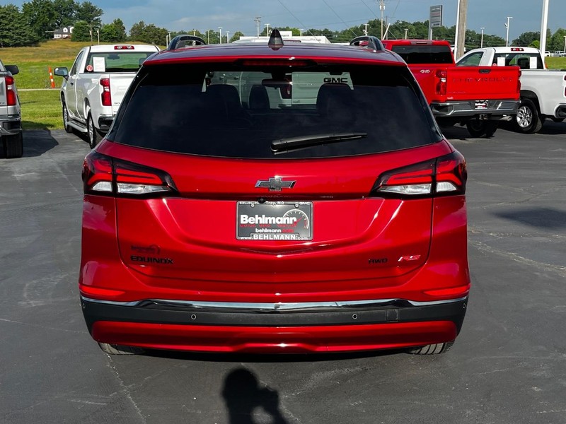 Chevrolet Equinox Vehicle Full-screen Gallery Image 04