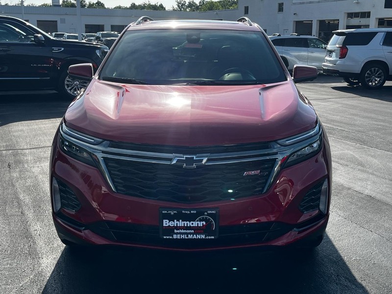 Chevrolet Equinox Vehicle Full-screen Gallery Image 09