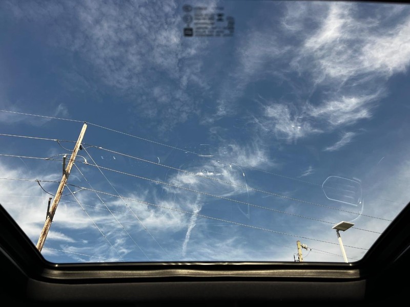 Chevrolet Equinox Vehicle Full-screen Gallery Image 11