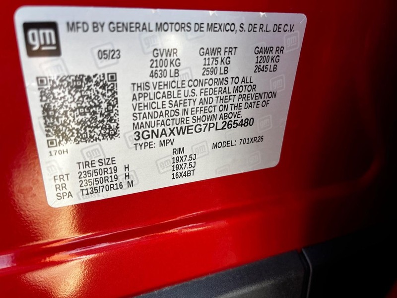 Chevrolet Equinox Vehicle Full-screen Gallery Image 23