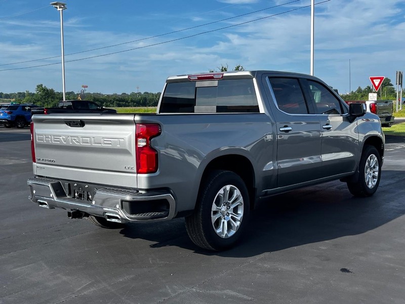 Chevrolet Silverado 1500 Vehicle Full-screen Gallery Image 03