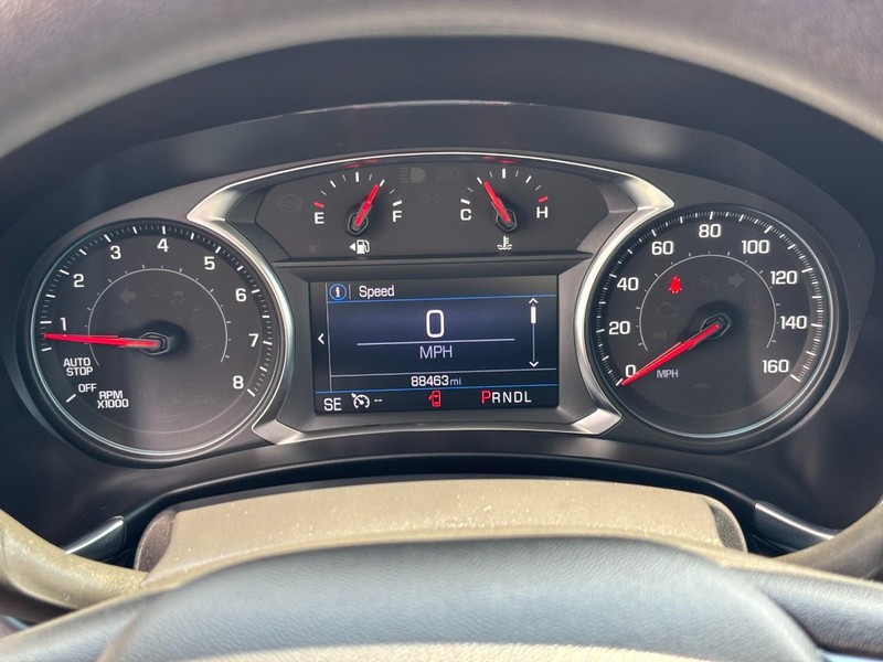 Chevrolet Equinox Vehicle Full-screen Gallery Image 19