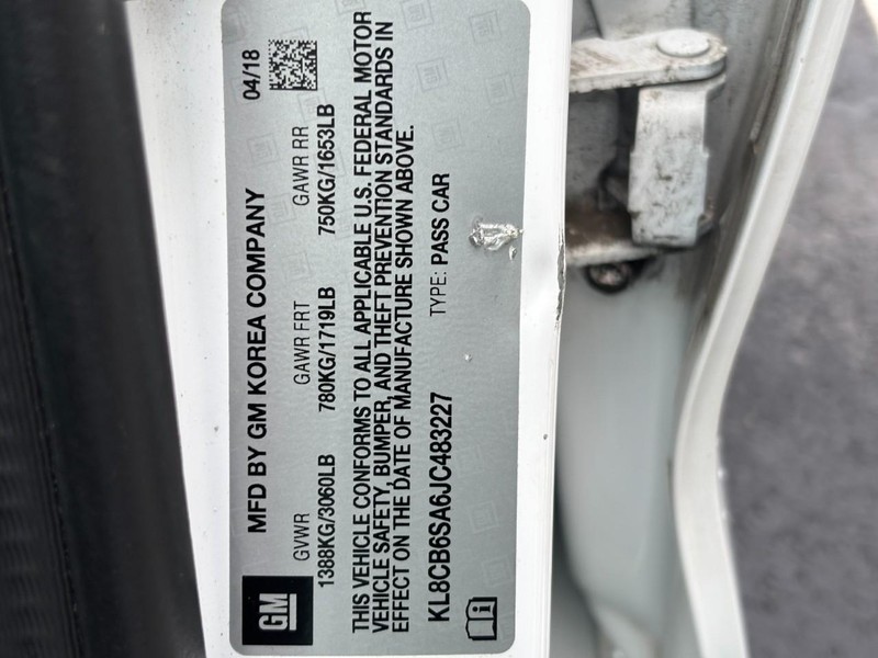 Chevrolet Spark Vehicle Full-screen Gallery Image 23