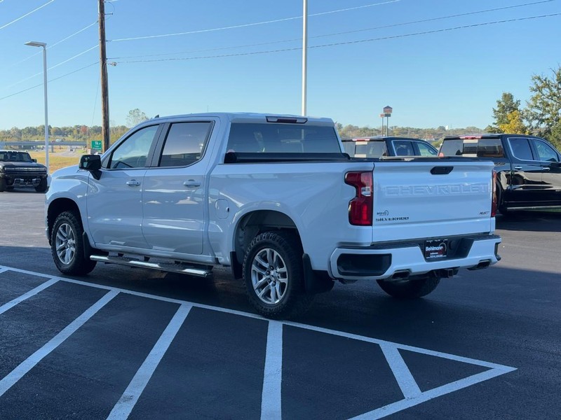 Chevrolet Silverado 1500 Vehicle Full-screen Gallery Image 06