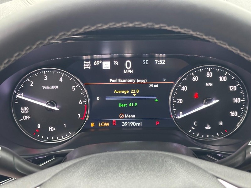 Buick Envision Vehicle Full-screen Gallery Image 19